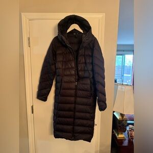 PATAGONIA SILENT DOWN LONG PARKA